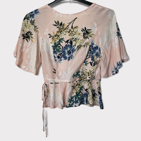 ASTR The Label Payton Floral Wrap Tie Top Small - Picture 7 of 11